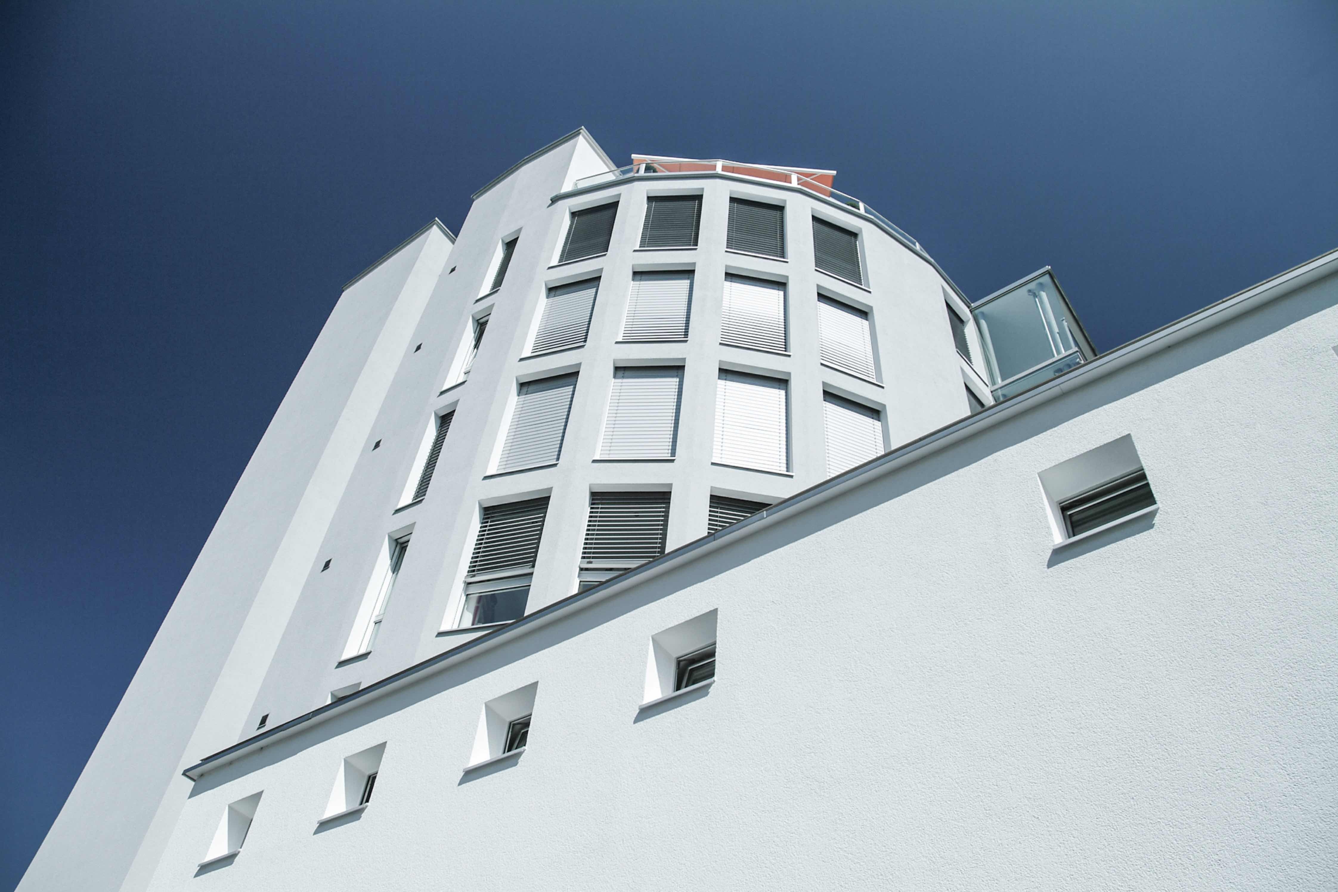 Feitag architektur kreuzplatz brunnen 4