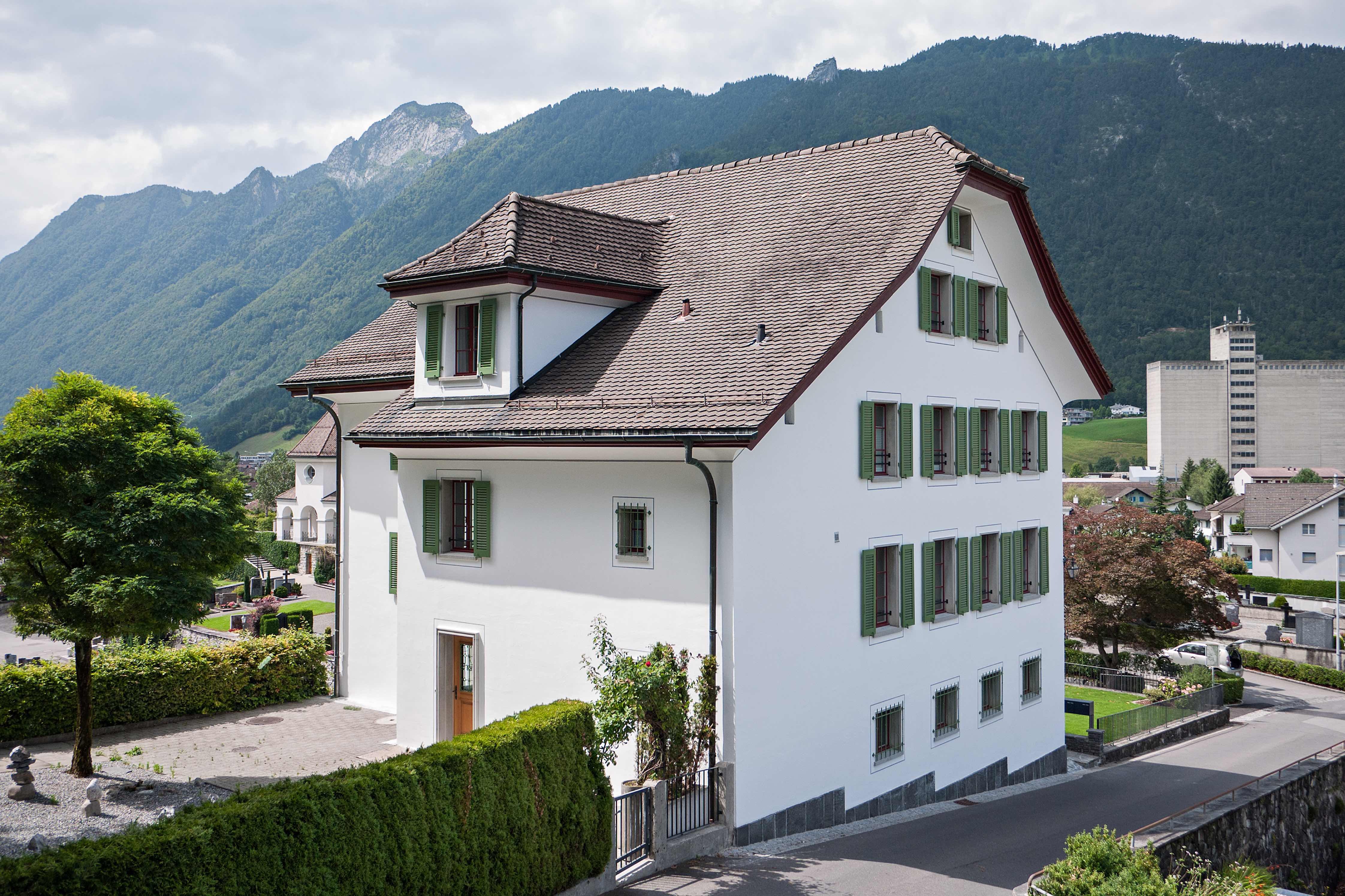 Feitag architektur pfarrhaus brunnen 4